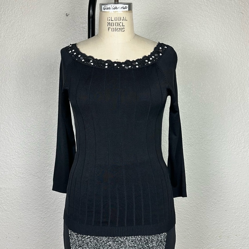 Yuka Womens Sweater Size M black Beaded Silky Vintage Lightweight Classic Soft
